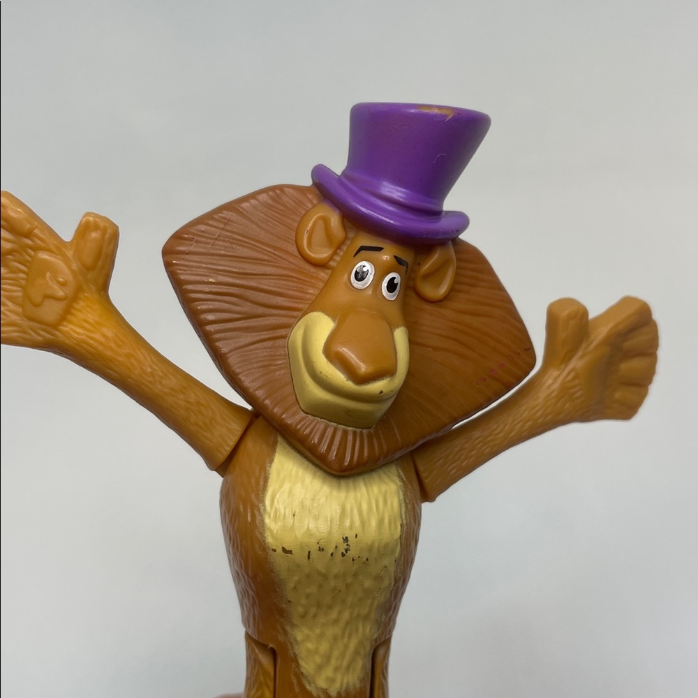 Alex the Lion Madagascar 2012 McDonald’s Happy Meal Toy